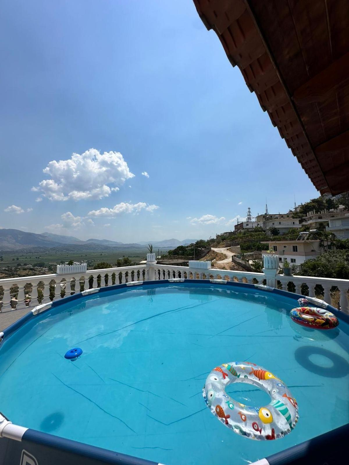 Apartments Berti Sarandë Esterno foto